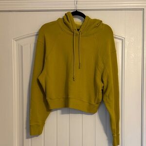 UGG Women's cropped Hoodie